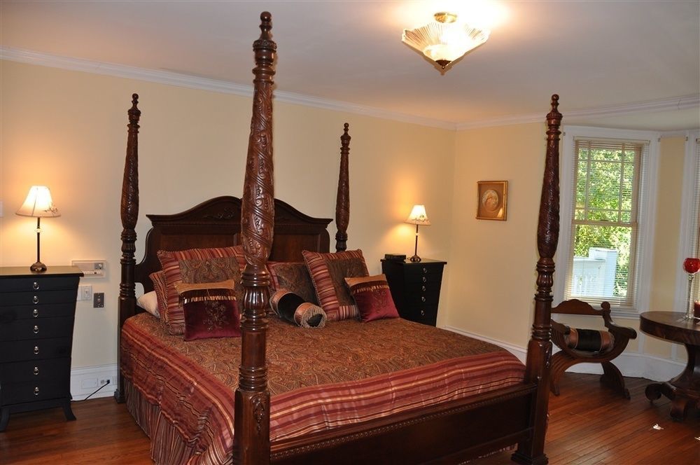Wayne Bed & Breakfast Inn (Adults Only) Екстер'єр фото