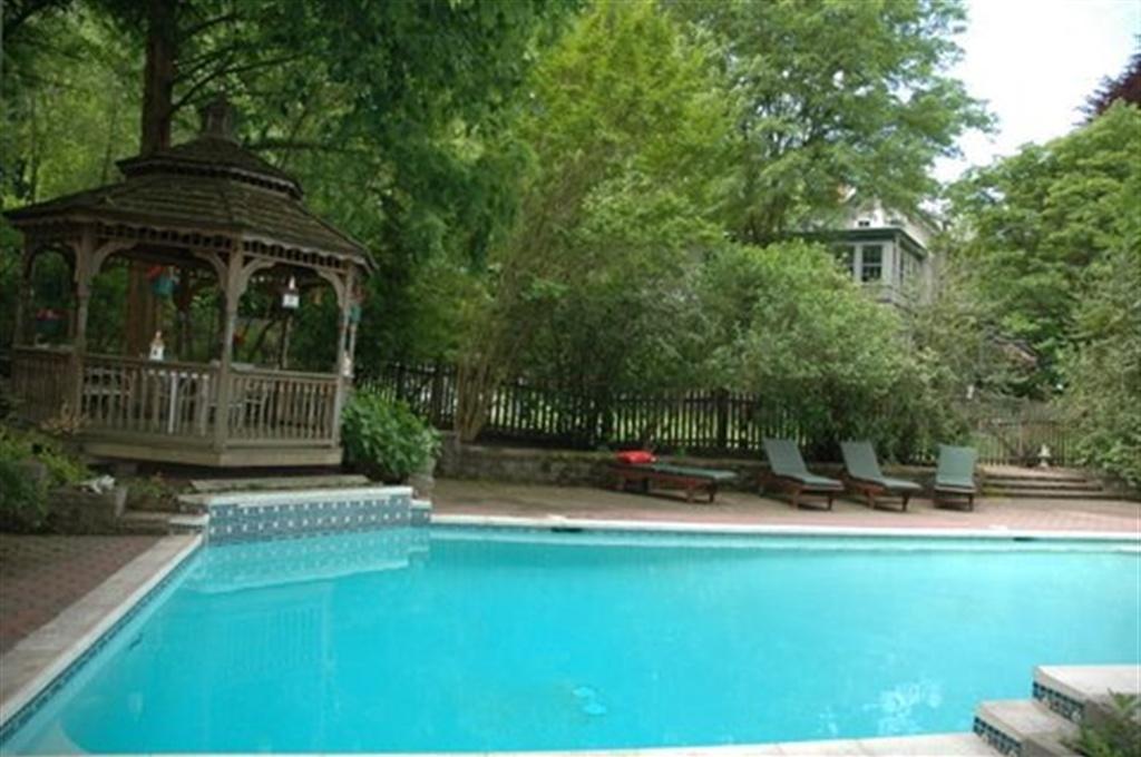 Wayne Bed & Breakfast Inn (Adults Only) Екстер'єр фото